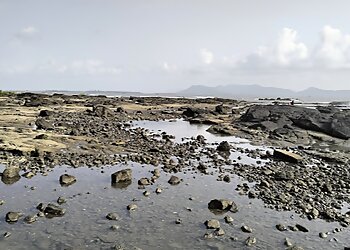 Pirwadi Beach