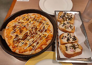 Vijayawada Pizza Shops Pizza Hut Vijayawada image 1