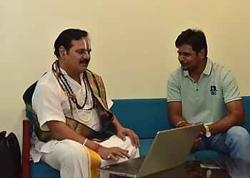 Prabhakar Dutt Shukla - JEEVAN RAHASYA JYOTISH PARAMARSH KENDRA