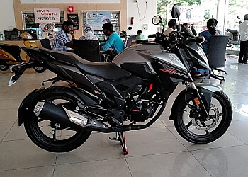 Pressana Honda Showroom