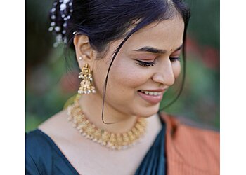 Pretty Looks Beauty Parlour & Makeup Studio