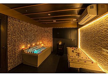 Pretty Queen Unisex Salon