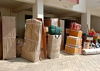 Prime Packers and Movers