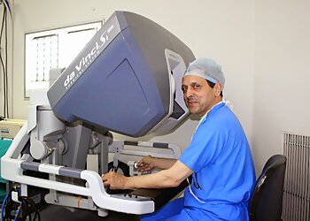 Prof. (Dr.) Arvind Kumar, MBBS, MS, MNAMS, FACS, FICS, FUICC - MEDANTA HOSPITAL