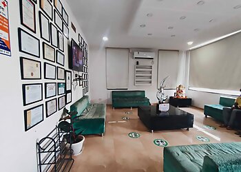 Qura Diagnostics and Research Centre