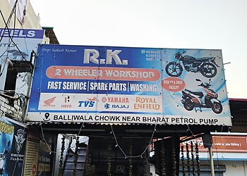 देहरादून मोटरसाइकिल मरमत की दूकान RK 2 wheeler Workshop छवि 1