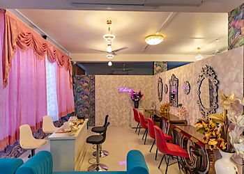 RK Geetanjali Soni Salon, Makeup And Academy