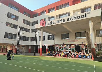 Navi Mumbai CBSE Schools Radcliffe School image 1