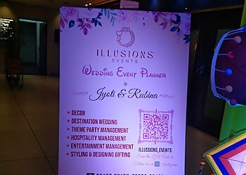 Raj Kumar Advertiser & Sons