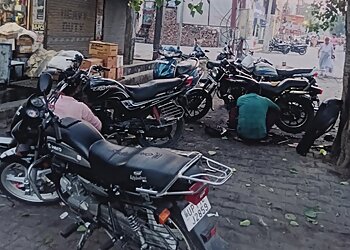 Rajesh Auto Repairing Centre