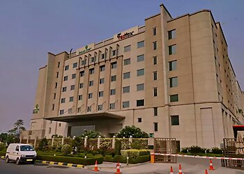 New Delhi 3 Star Hotels Red Fox by Lemon Tree Hotels, Delhi Airport image 1