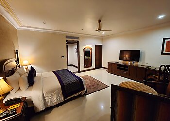 Regency Lagoon Resort