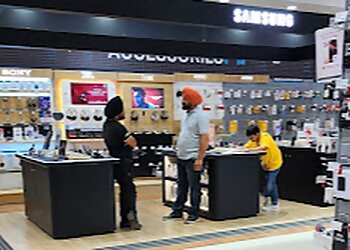 Reliance Digital Chandigarh