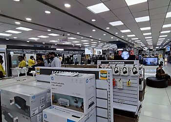 Reliance Digital Kapurbawdi