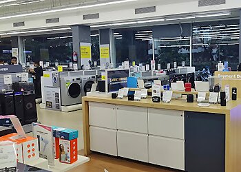 Reliance Digital Surat