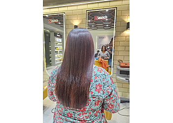 R launch - Salon in Dhanbad L'OREAL