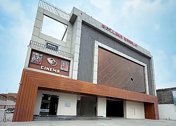 Rolling Reels Cinema