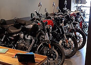 Royal Enfield Showroom - Moto Riders