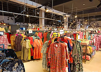 S Mega Mart Srinagar