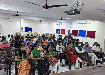 Sarvajanik College of Engineering & Technology