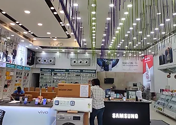 Select Mobiles & Gadgets