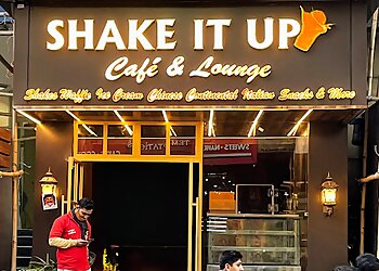 Shake It Up Cafe & Lounge