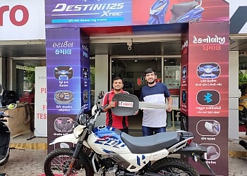 3 Best Motorcycle Dealers In Ahmedabad - Expert Recommendations