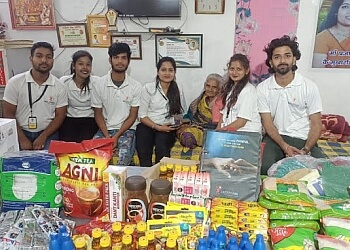 Shree Ram Nirashreet Ashram