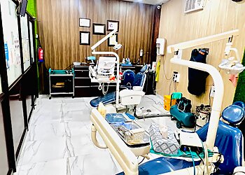 Shree Rishabh Dev Dental Care & Implant Centre