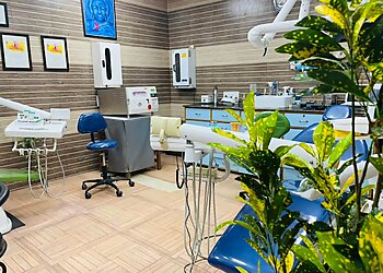 Shree Sain Dental Clinic & Implant Centre