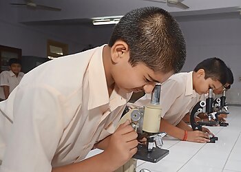 Shri L.G.Haria School