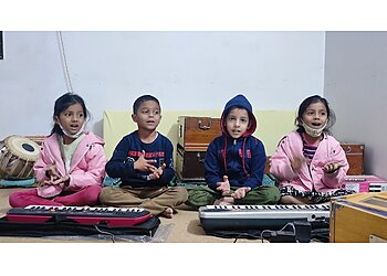 Shri Sadguru Drawing & Music Classes