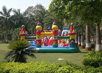 Siddharth Garden and Zoo