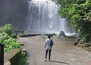 Sidhi Vinayak Travels