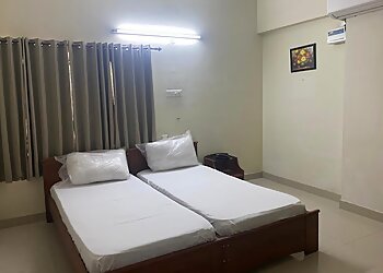 Signature Premier Luxury PG For Women