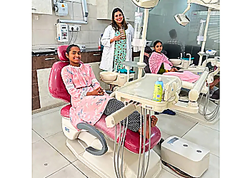 Smile Saviors Dental Clinic and Implant Centre