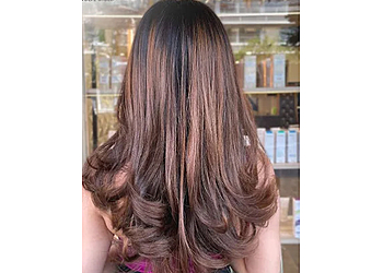 Solastaa Salon Regency Antilia - Maharashtra