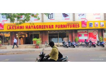 Sri Jaiyam Lakshmi Hayagreevar Furnitures