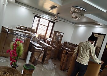 Standard Packers Movers