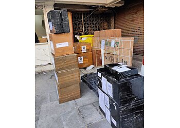 Star Door To Door (M)