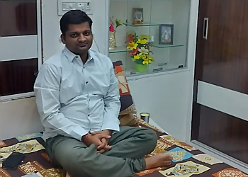 Sumit Vyas Vastu Consultant & Astrologer