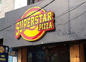 Superstar Pizza