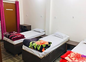 Lucknow Women Hostels Sweet Homes Girls PG image 1