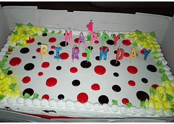 The Cake Factory Love At First Bite