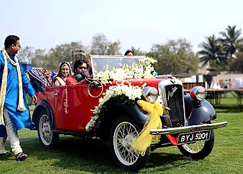 The Classic Photographic Studio