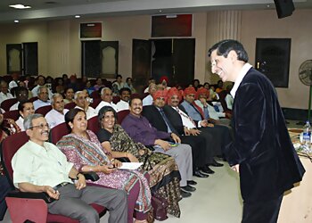 The Mind Guru-Dr. Sudhir Arora