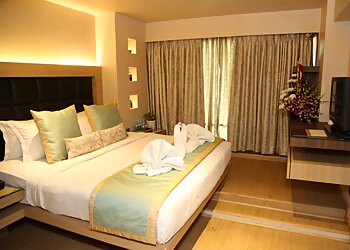 The Regenza by Tunga