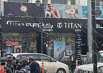 लखनऊ चश्मे की दुकान Titan Eye+ Hazratganj छवि 1