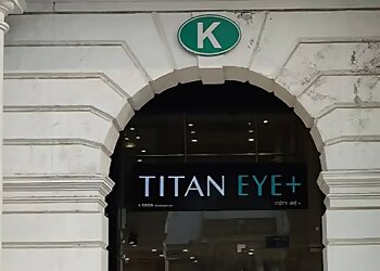 नई दिल्ली चश्मे की दुकान Titan Eye+ at CP छवि 1