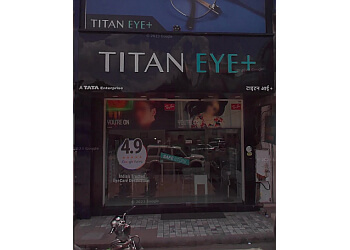 Titan Eye+ at Ppn Market, Kanpur